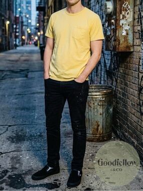 Goodfellow & Co Yellow Short Sleeve Pocket Tee for Men